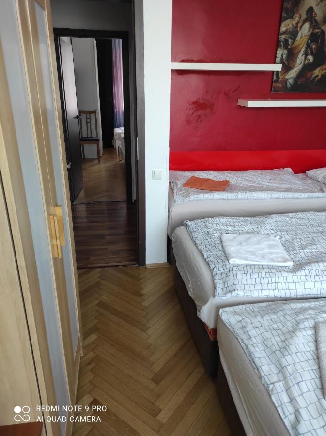 Apartment Maximilian ブラチスラヴァ エクステリア 写真