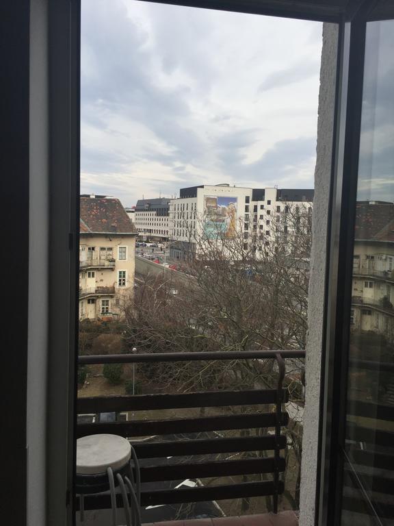 Apartment Maximilian ブラチスラヴァ エクステリア 写真